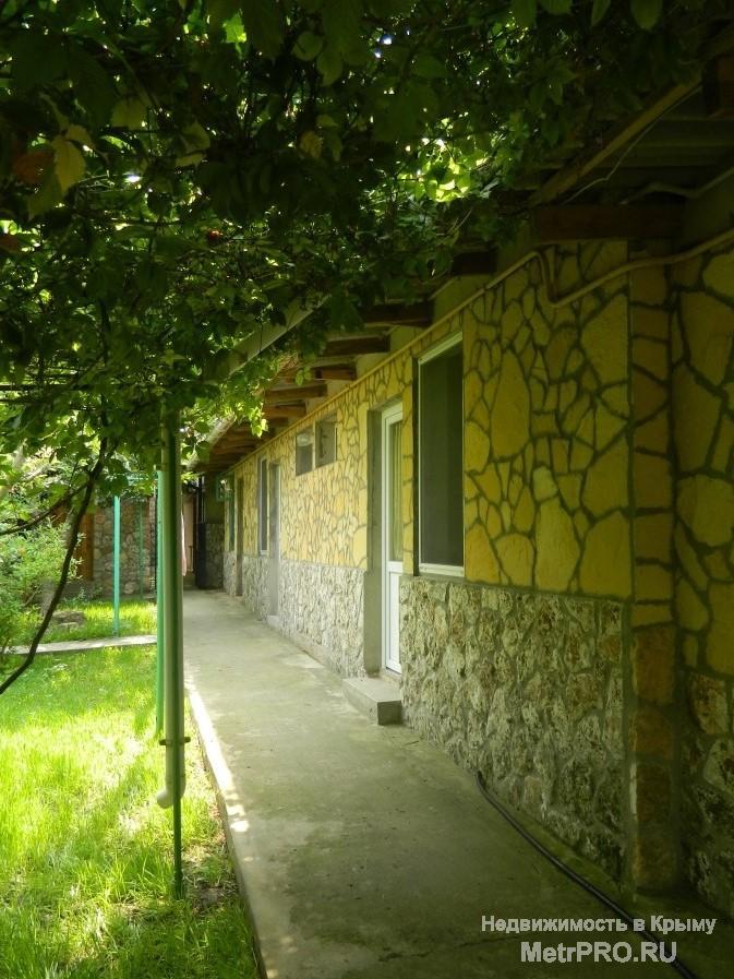 СРОЧНО продам дом 72 м2, участок 7 соток +9 номеров для отдыхающих. Дом построен из ракушки - природного экологически... - 6