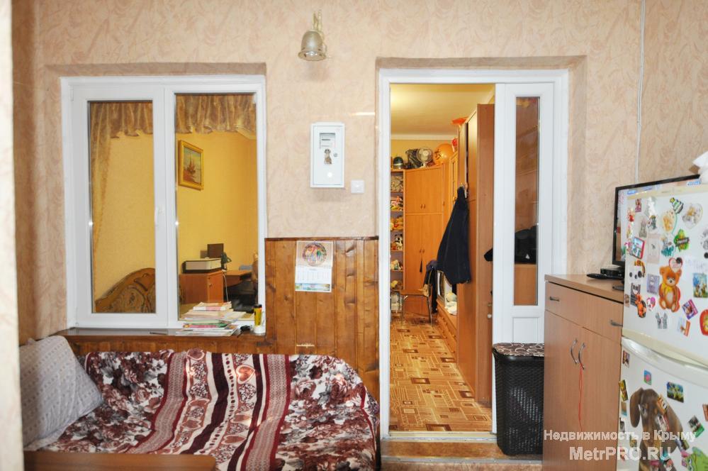 Предлагается 1 ком. квартира  в  Ялте, по ул. Яна Булевского.   Квартира расположена на 1 этаже 2-х этажного бутового... - 4