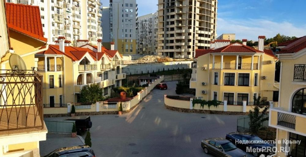 Продаются квартиры в 3-этажном таунхаусе в элитном жилом комплексе Dream Town (Дрим Таун) в Севастополе на берегу... - 4