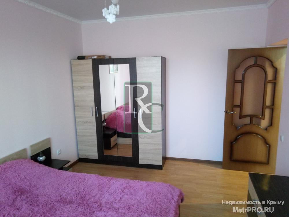 Продается новый светлый 2-х этажный дом площадью 130 кв.м имеющий 2 отдельных входа на каждый этаж. Дом 2017 года... - 4