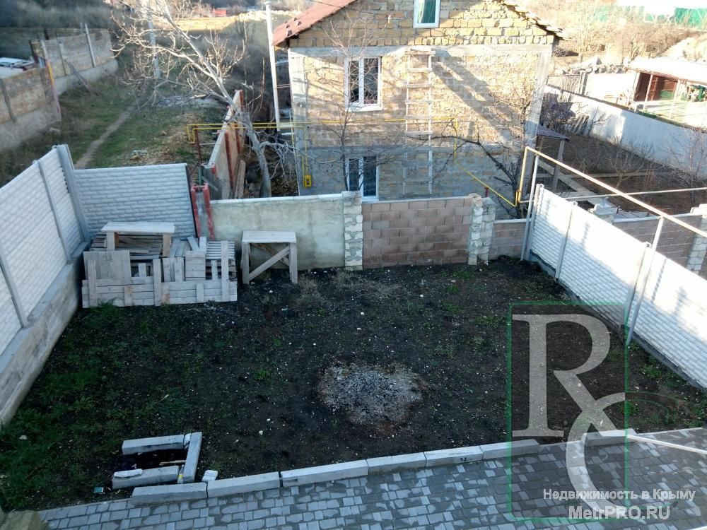 Продается новый светлый 2-х этажный дом площадью 130 кв.м имеющий 2 отдельных входа на каждый этаж. Дом 2017 года... - 13