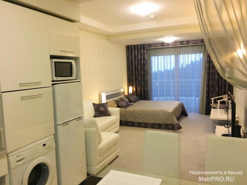 Продам апартаменты на набережной г. Алушта. Элитный комплекс ALUSHTA ROYAL APARTAMENTS, с шикарным видом на море и... - 2