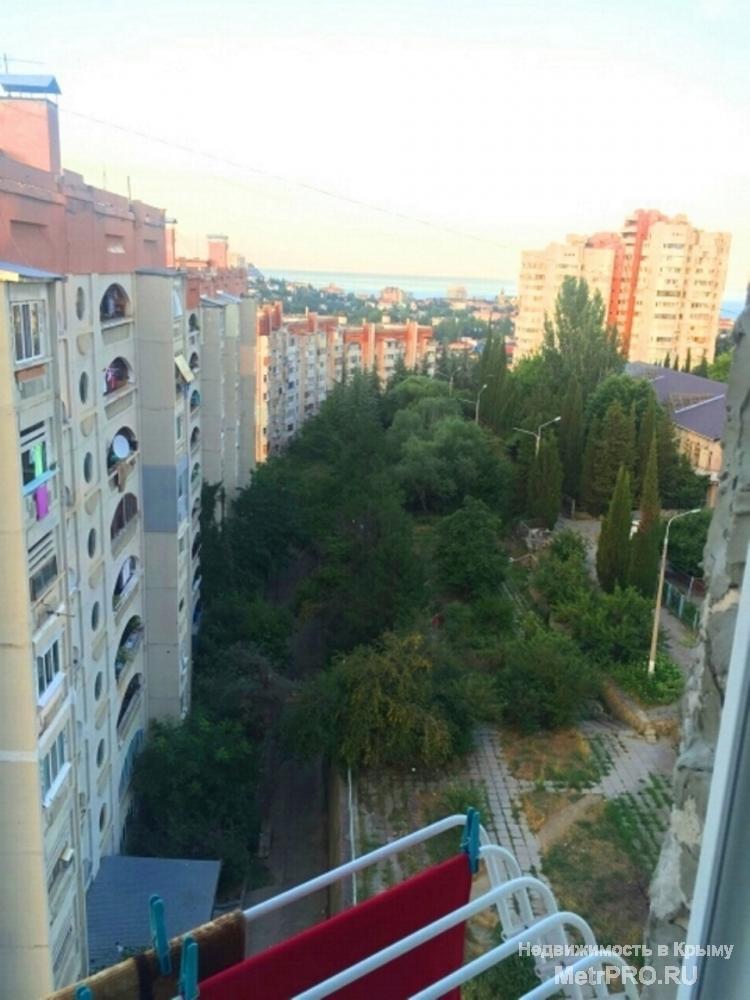 Продам 2 -х комнатную квартиру в Алуште, улица Юбилейная. Квартира с общей площадью в 41,3 кв. м., в которой две... - 10