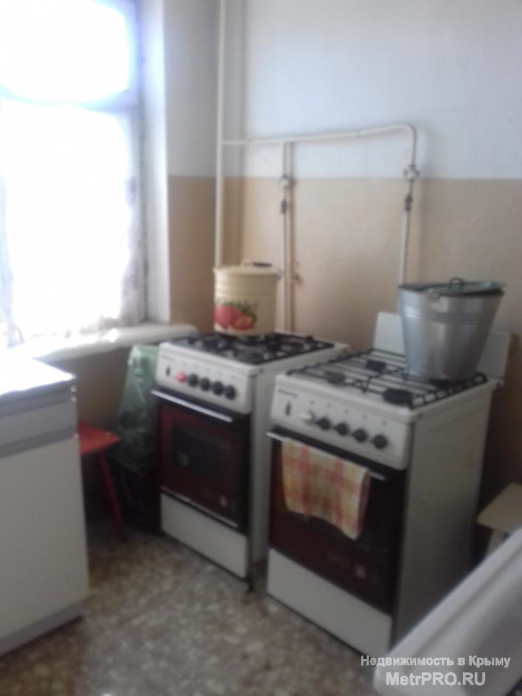 Продам комнату в Камышовой бухте по ул.М.Крылова в блоке на 4 комнаты, комната находится на втором этаже 5 этажного... - 1