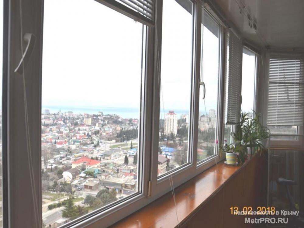 Продам двухкомнатную квартиру г. Алушта, ул. 60 лет ссср. Квартира с прекрасным видом на горы, город и море,... - 13