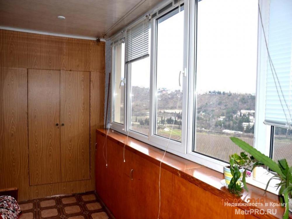Продам двухкомнатную квартиру г. Алушта, ул. 60 лет ссср. Квартира с прекрасным видом на горы, город и море,... - 18