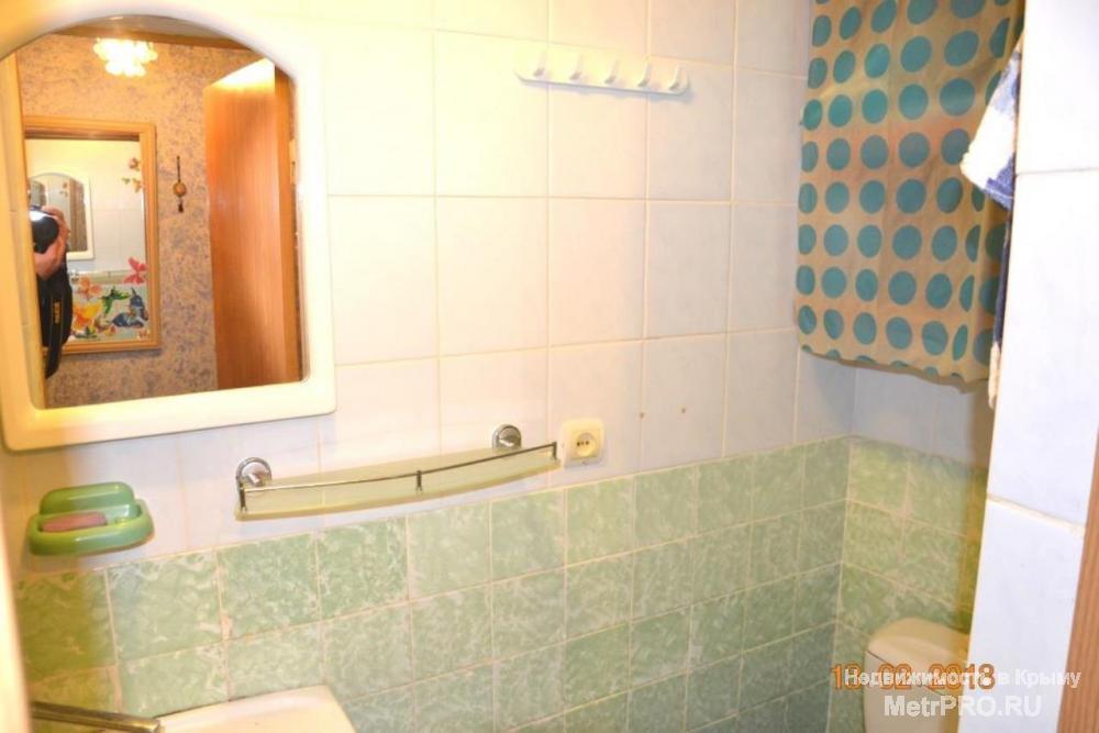 Продам однокомнатную квартиру в Алуште, ул. Краснофлотская. Квартира расположена в двухэтажном доме на 2 м этаже.... - 3