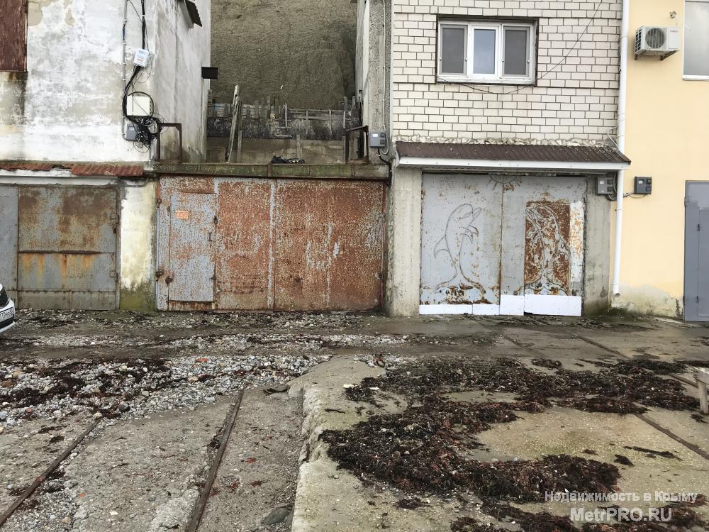 Продам лодочный гараж-эллинг в г. Феодосия в лодочном кооперативе 'Прибой', расположенный в историческом центре... - 1
