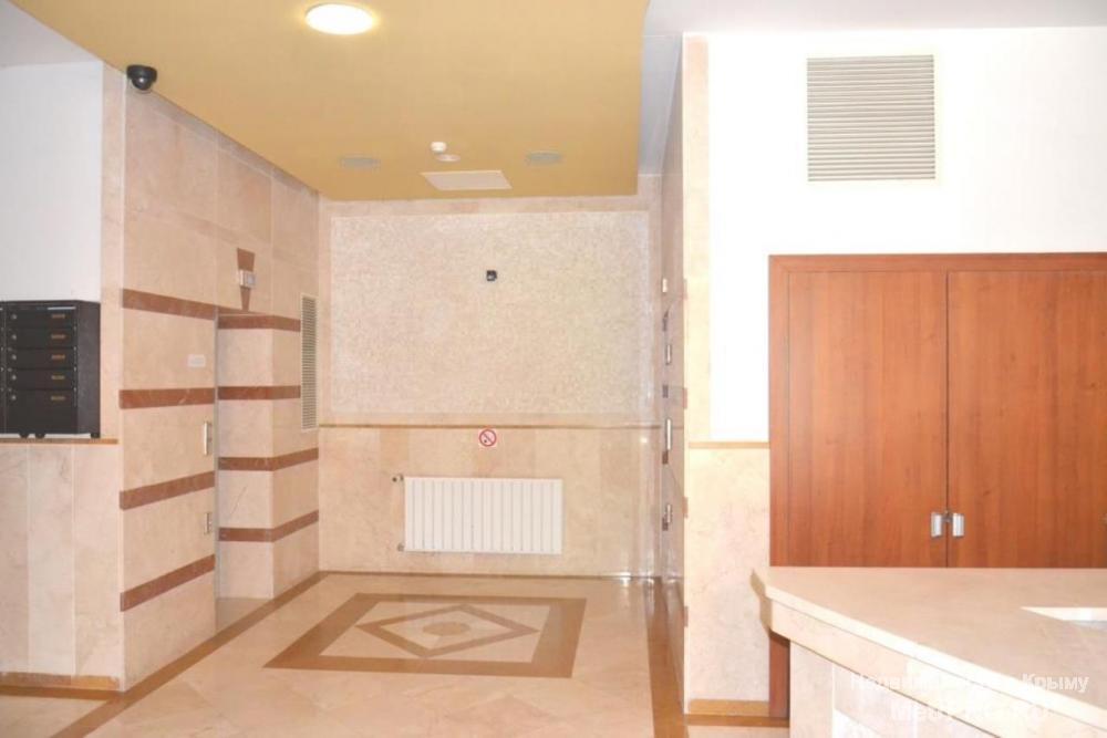 Продам трёхкомнатные апартаменты по ул. Краснофлотской, гор. Алушты.  Апартаменты находятся в элитном комплексе... - 17