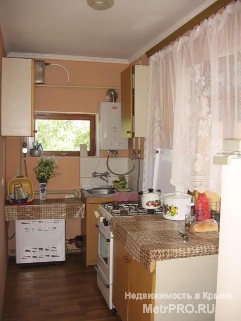 Продам два участка: один 4 сотки, имеется фундамент и строй материал; второй 20 соток  имеются строения домов, могу... - 3