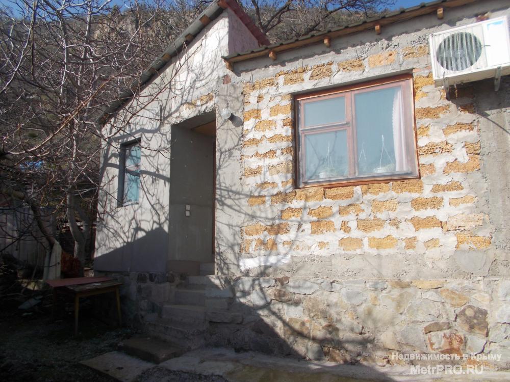 Продам два участка: один 4 сотки, имеется фундамент и строй материал; второй 20 соток  имеются строения домов, могу... - 13