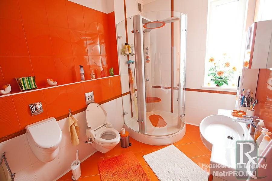Продаю Шикарный дом площадью 397,2 м.кв, расположенный в элитном поселке г. Севастополя. Данный дом с гордостью... - 15