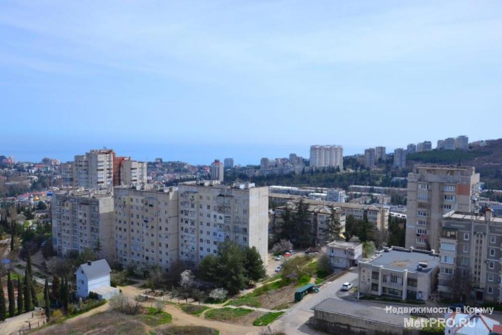 Продам 3-х комнатную квартиру, г. Алушта, 60 Лет СССР.  Квартира под отделку, свободной планировки (высота потолка... - 6
