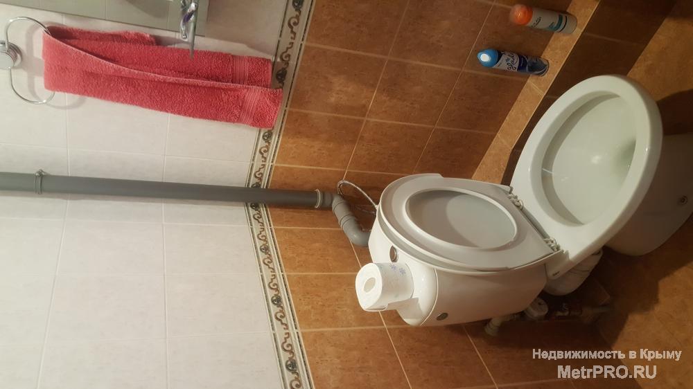Продам видовую квартиру в центре! Однокомнатная квартира с хорошим ремонтом новой сантехникой. При продаже остается... - 4