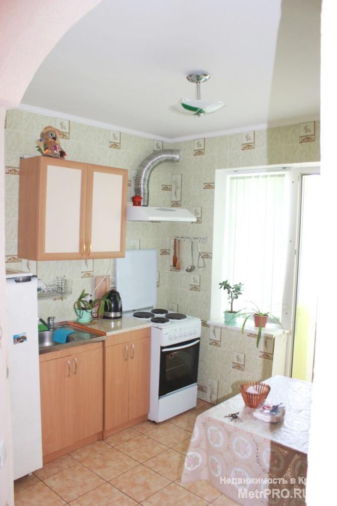 Продам 1-комнатную квартиру по ул. Юбилейной, гор. Алушта.  Квартира, площадь которой 48 кв. м., состоит из комнаты в... - 3