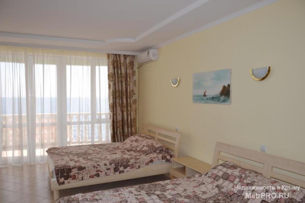 Продам двухкомнатные апартаменты в Семидворье, г. Алушта.  Современные апартаменты, площадью в 120 кв. м., люкс...