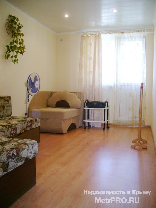 Коттедж в пгт Орджоникидзе (без подселения, без хозяев, под ключ). До 9 человек. 3 комнаты. Просторный балкон. Кухня... - 12