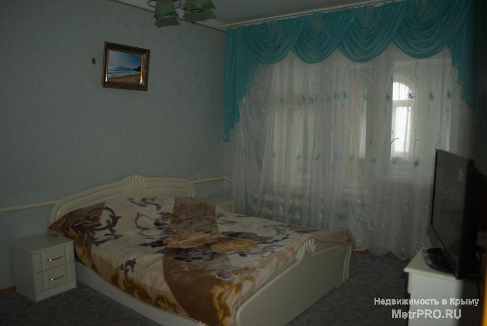 Сдается на длительный срок (курортный сезон) дом в п. Малый Маяк, г. Алушта, большой зеленый двор, стоянка для машин,... - 4