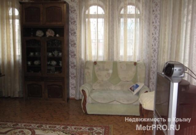 Сдаётся посуточно 2х этажный дом у моря, вторая линия от моря, на берегу бухты Казачья, г. Севастополь.   Дом... - 5