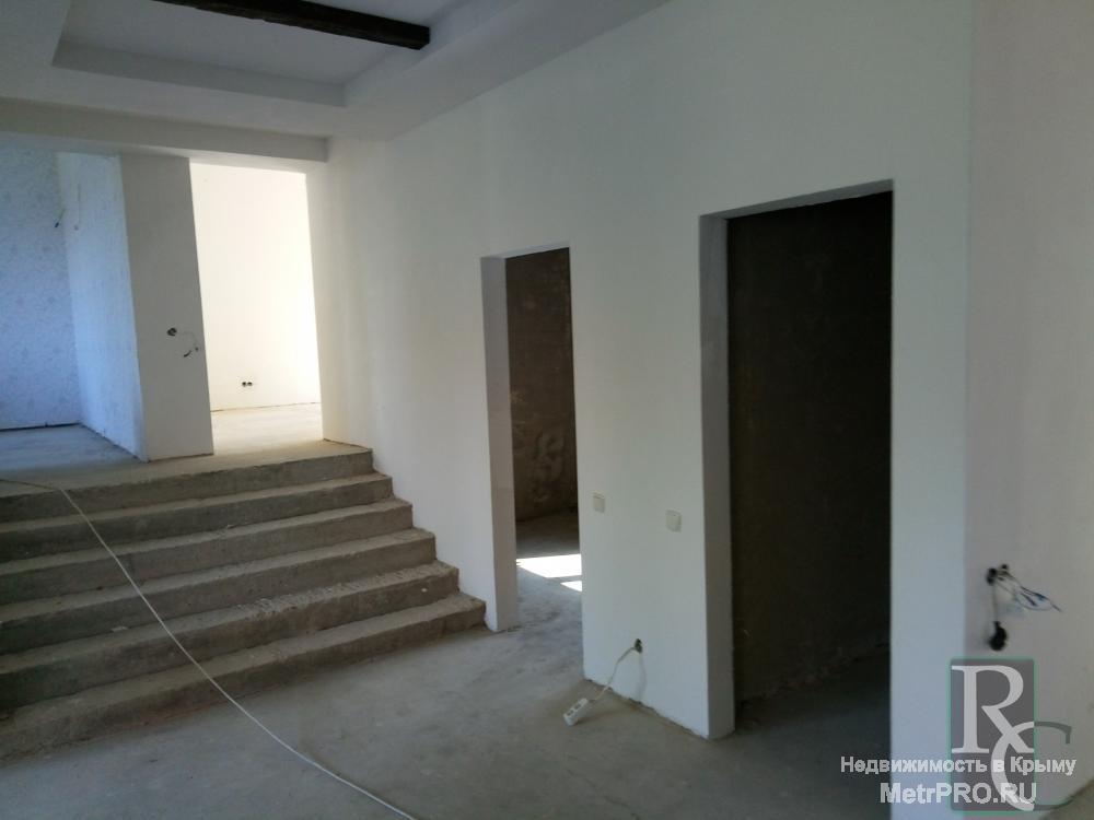 Продаю уютный, утопающий в зелени и цветах коттедж площадью 205 кв.м., расположенный в элитном закрытом поселке... - 6
