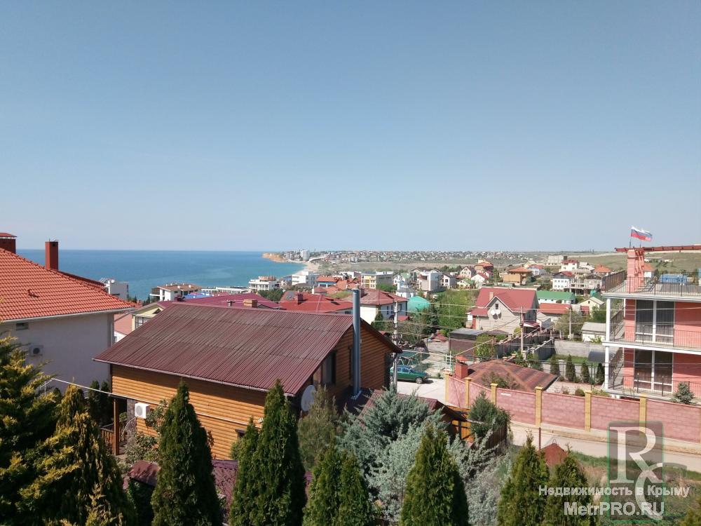 Продаю уютный, утопающий в зелени и цветах коттедж площадью 205 кв.м., расположенный в элитном закрытом поселке... - 8