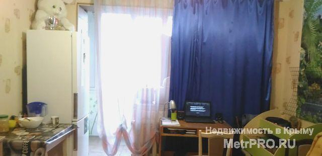 Продам  малогабаритную квартиру в пгт  Гаспра,  ул Школьная, 23  . 3 эт /5 эт  Общая -18 кв м.С/у. В шаговой...