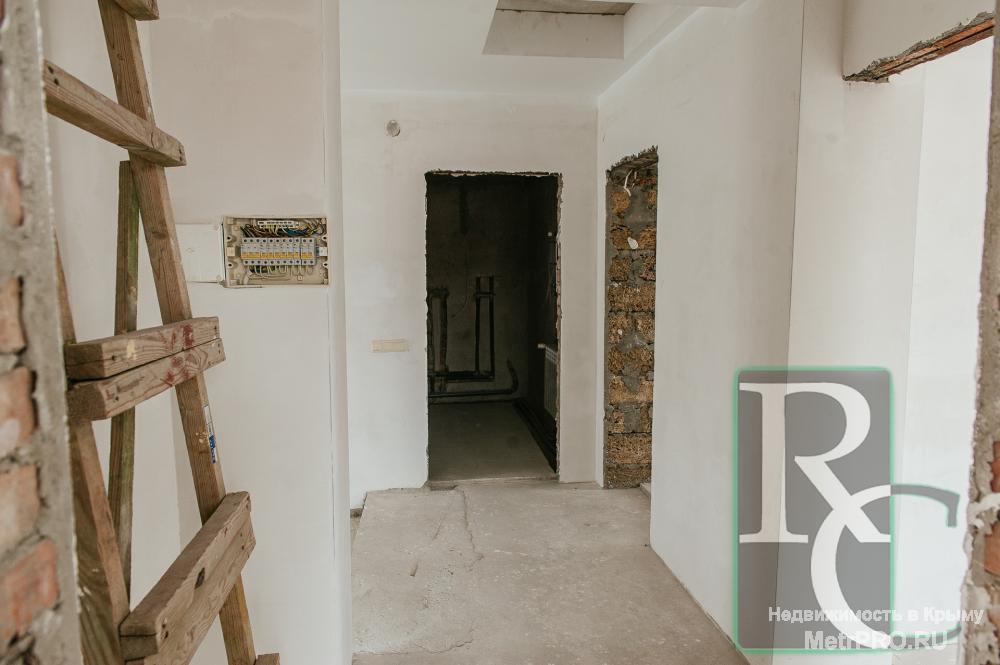 Продажа дома в Севастополе,  3 этажа общей площадью 352 м2 на участке 4 сотки. В Севастополе на прибрежной полосе... - 14