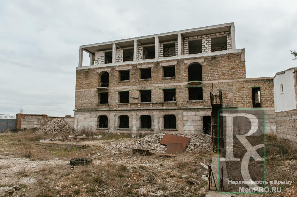 Продажа дома в севастополе в 100 метрах от моря в бухте Казачьей на 20 сотках земли ИЖС, не дострой общей площадью... - 2