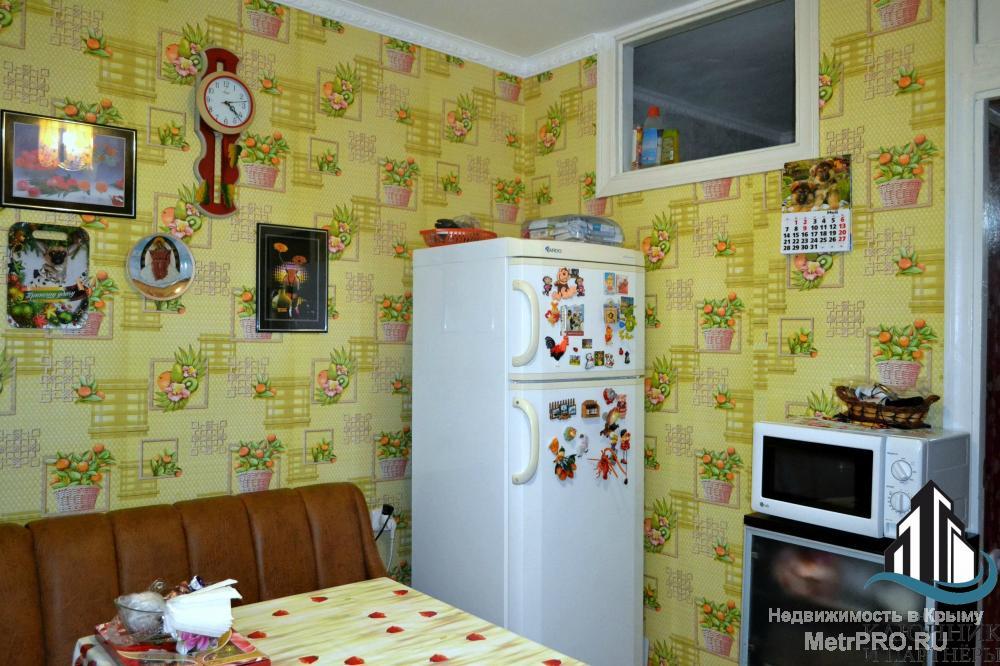 Срочно продаётся 3-х комнатная квартира на 3 этаже пятиэтажного дома в тихом районе г.Феодосия ! Общая площадь... - 7