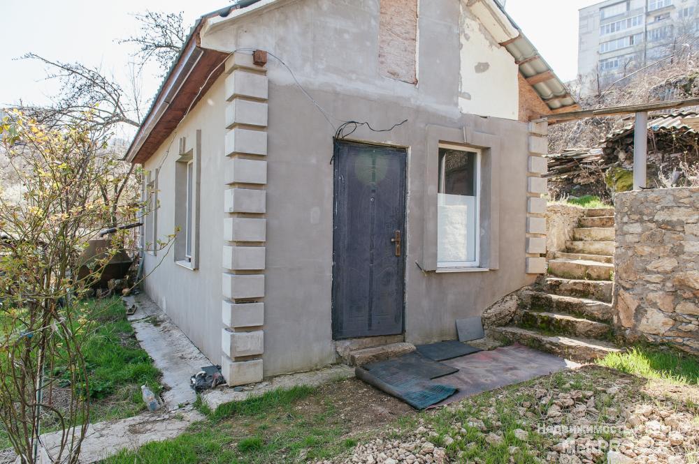 Участок 10 соток в городе + Дом в Подарок.  Продам отличный дом, новой постройки. Дом построен из ракушечника,... - 1