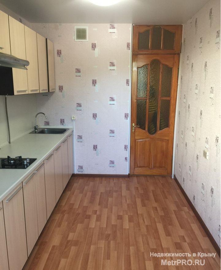 Срочно!! Продам двухкомнатную квартиру с видом на море и детскую площадку.  На 2 этаже 12-тиэтажного дома. Квартира...