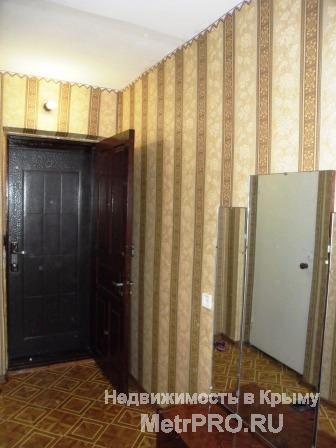 Сдаю двухкомнатную квартиру 'под ключ', в центре г.Евпатории по ул.Ленина, у входа в парк Фрунзе, возле гост.... - 5