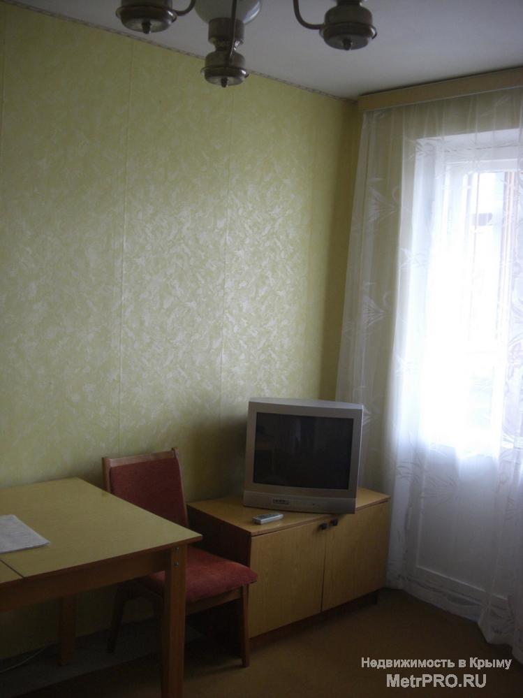 1-к.к. квартира на Корчагина 30, 24 кв м,4/5, балкон застеклен, бойлер, кондиционер, холодильник, газплита, телевизор... - 3