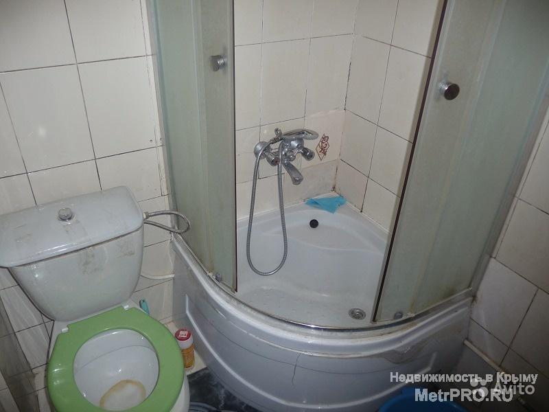 Сдается посуточно двух комнатная квартира в Ялте возле моря.   Квартира расположена в 7-ми минутах ходьбы от моря, по... - 4
