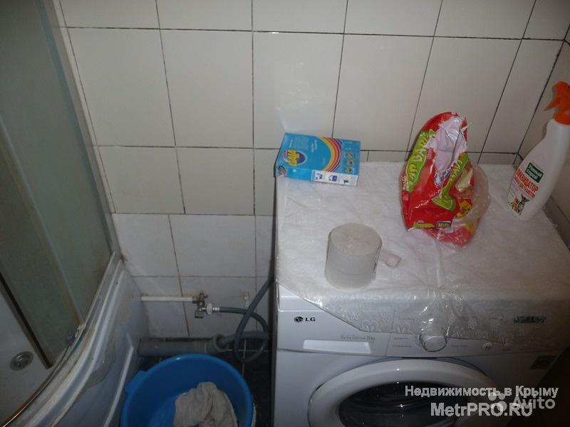 Сдается посуточно двух комнатная квартира в Ялте возле моря.   Квартира расположена в 7-ми минутах ходьбы от моря, по... - 7