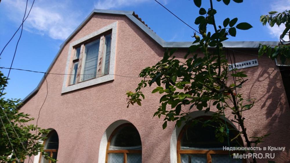 Продам 2-х этажный просторный дом с мебелью в п. Фрунзе Крым, площадь дома 117 м2, 5 комнат, земля 1088 м2. Дом сдан... - 13
