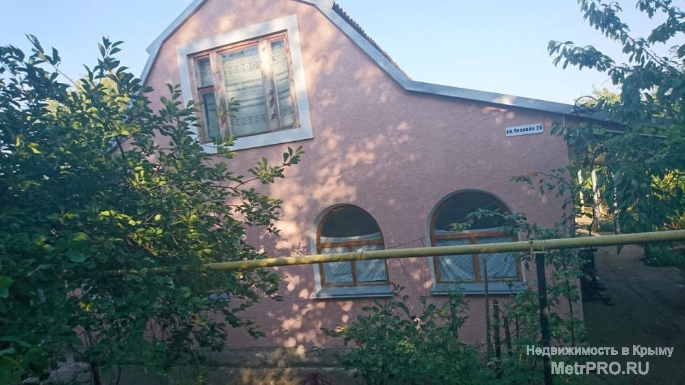 Продам 2-х этажный просторный дом с мебелью в п. Фрунзе Крым, площадь дома 117 м2, 5 комнат, земля 1088 м2. Дом сдан... - 17