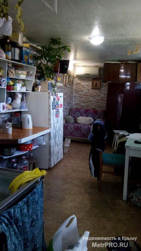 Продаётся дача у моря с жилым домиком в микрорайоне бухта Казачья. Рядом пляжи Голубая и Казачья Бухты.  Дом жилой,... - 1