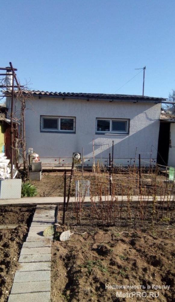 Продаётся дача у моря с жилым домиком в микрорайоне бухта Казачья. Рядом пляжи Голубая и Казачья Бухты.  Дом жилой,... - 2