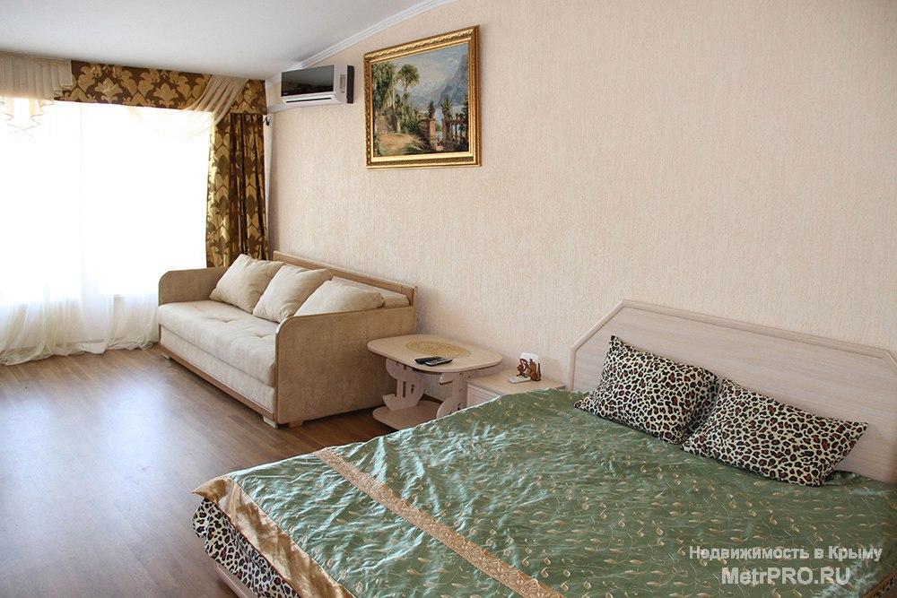 Сдается 2-х. комнатная просторная светлая квартира в 48 м² .Улучшенной планировки. В квартире в 2016 году сделан...