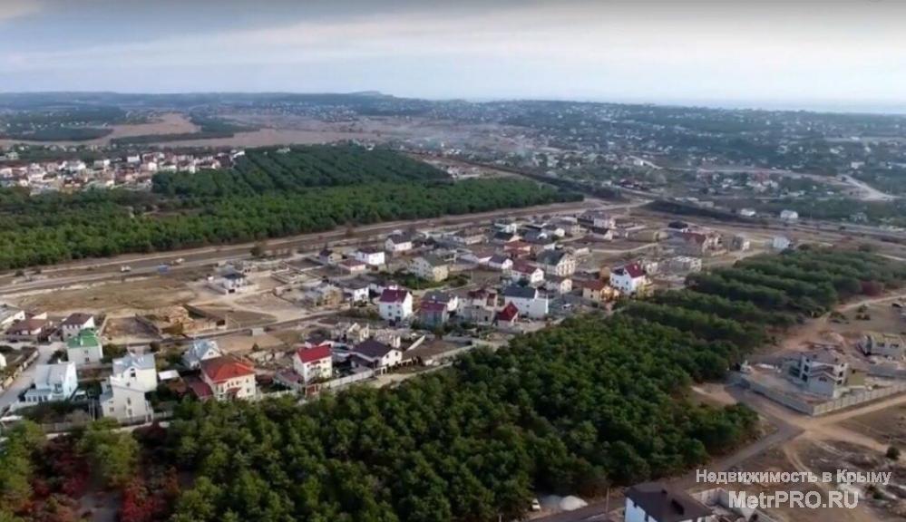 Продам двухэтажное домовладение (дуплекс) в предчистовой отделке, площадью 96 кв.м. и 3 сотками ровного огороженного... - 2