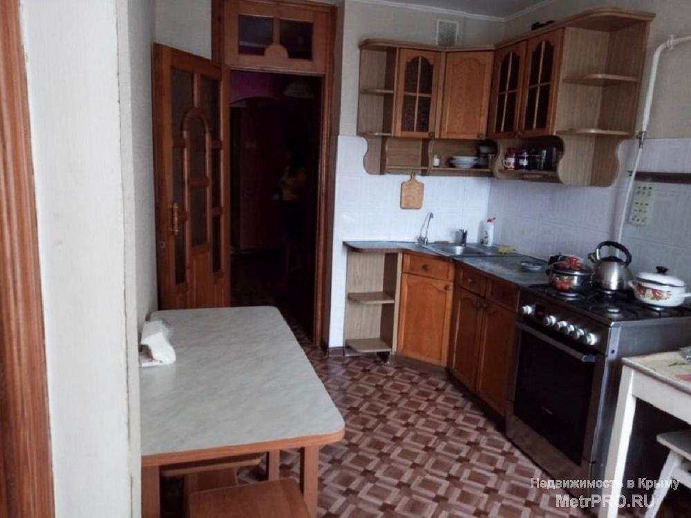 Продам трёхкомнатную квартиру г. Севастополь, ул. Астана Кесаева 5.  Расположена на пятом этаже девятиэтажного дома....