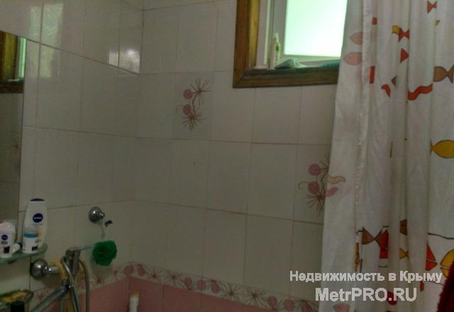 Квартира в центре гоpодa,по улицe Гоголя,5 минут до пл.Ушаковa.Плacтикoвыe oкнa,газовая колонкa,кондиционeр, бaтареи... - 2