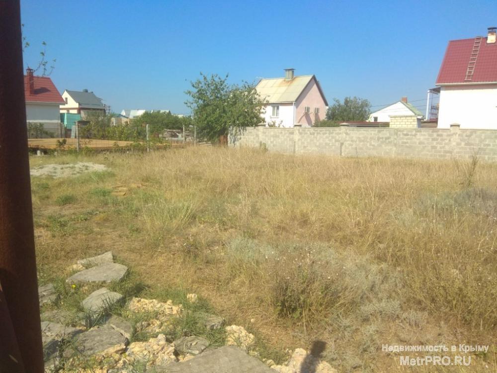 Продаем участок 4 сот СТ Овощевод, 7ой км Балаклавского шоссе.    - ровный    - жилой кооператив соседи живут    -... - 2