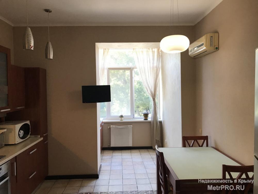 Продаётся просторная 3-х ком. кв. площадью 120 кв.м. в доме категории Элит, у живописных крымских сосен парка им....