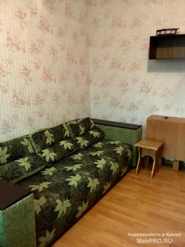 Продаю, комнату в двухкомнатной квартире, хорошее состояние, ремонт, мебель, техника, интернет, кабельное... - 1