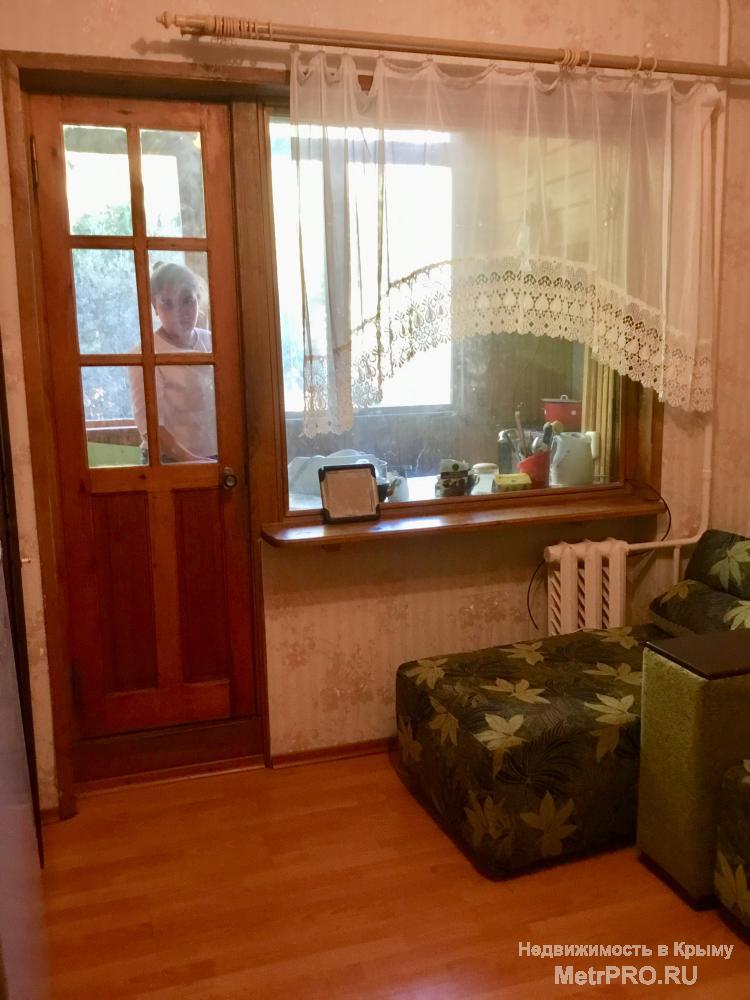 Продаю, комнату в двухкомнатной квартире, хорошее состояние, ремонт, мебель, техника, интернет, кабельное... - 2