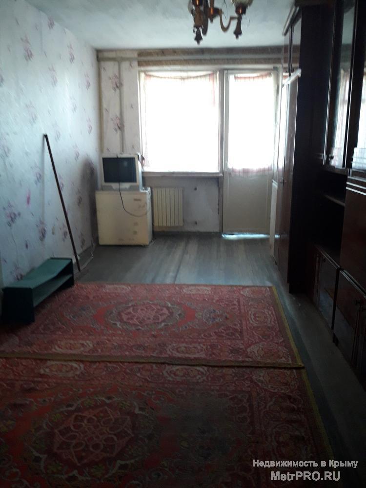Продам 2-х комнатную в морском районе города. Состояние квартиры требует вложений, комнаты смежные, санузел совмещен,... - 8