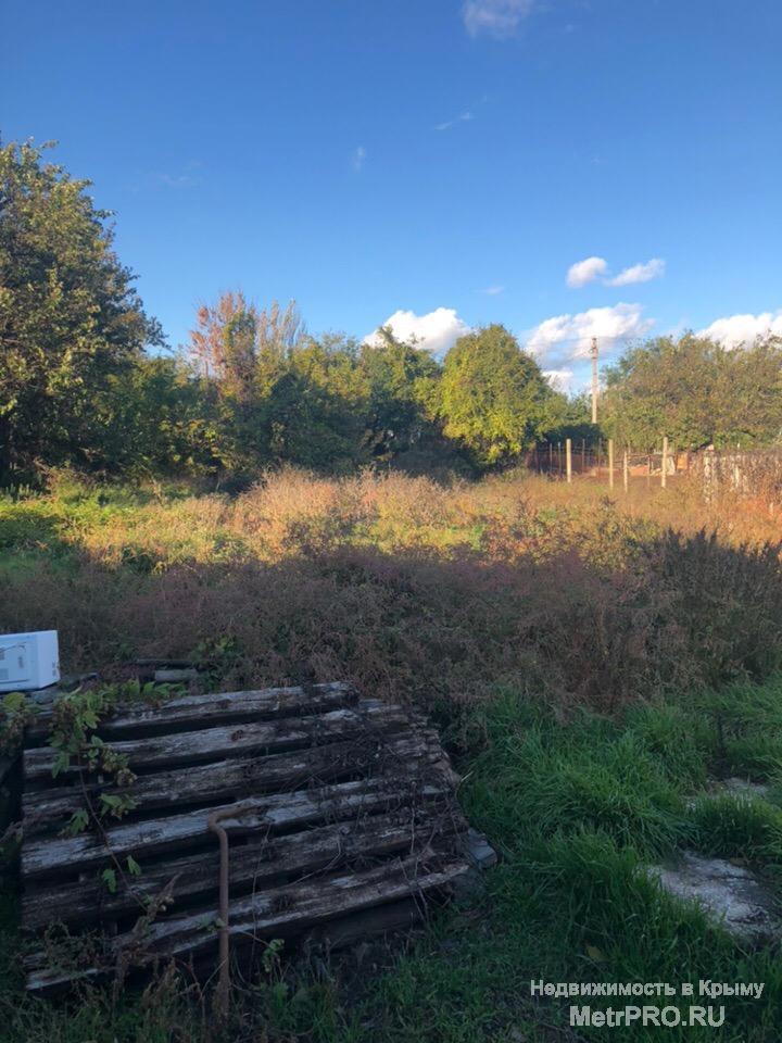 Продается земельный участок в центральном районе (улица Щорса).  Площадь 16 соток (23Х66). На участке имеются ветхие... - 7