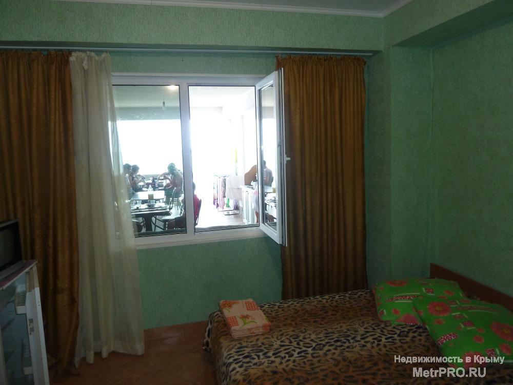 Коммерческая / Продажа / Гостиницы и отели, АЛУШТА, 1 100 000 $ Продам эллинг в пос. Рыбачье , 27 км. от Алушты в сторону Судака , первая линия , прямо на берегу моря , перед... - 15